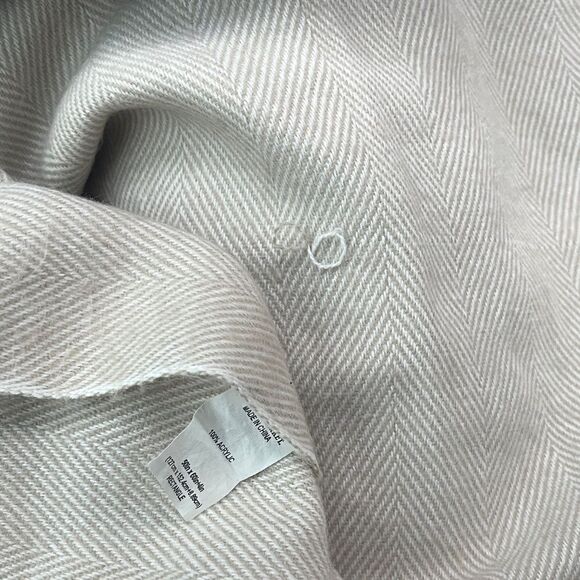 Cost Plus World Market Cream Herringbone Shawl - Picture 4 of 6